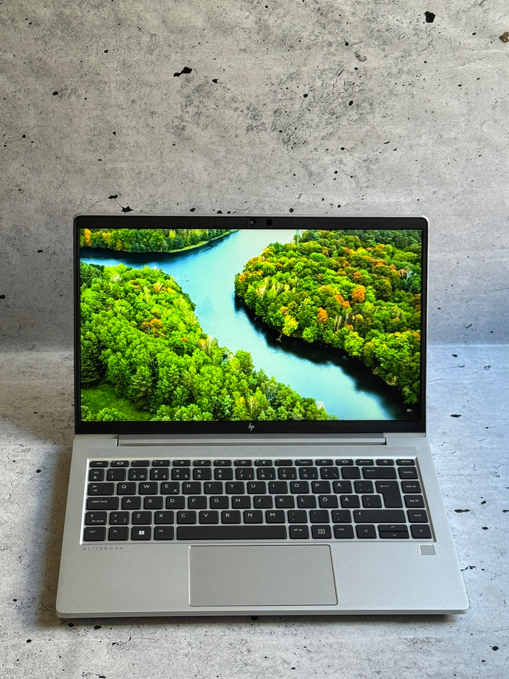 HP Elitebook 840 G9/14.0 IPS/I5-1245U/32GB DDR5/SSD 500GB