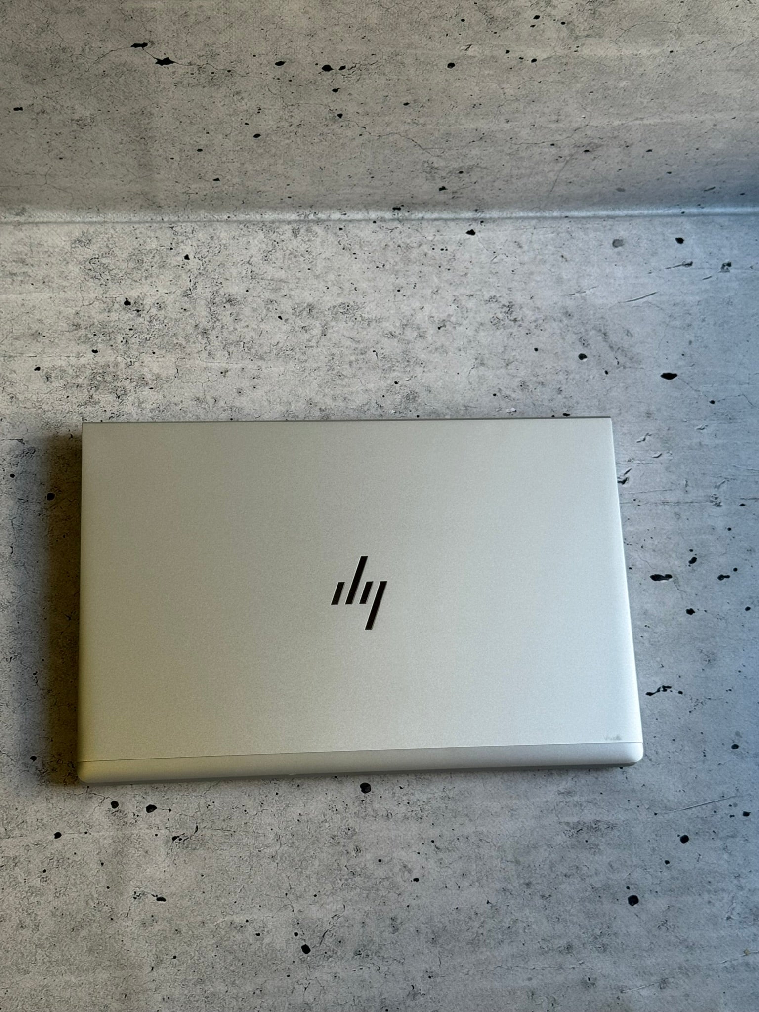 HP Elitebook 645 G10/14.0 IPS/AMD RYZEN 5-7530U/16GB/256GB
