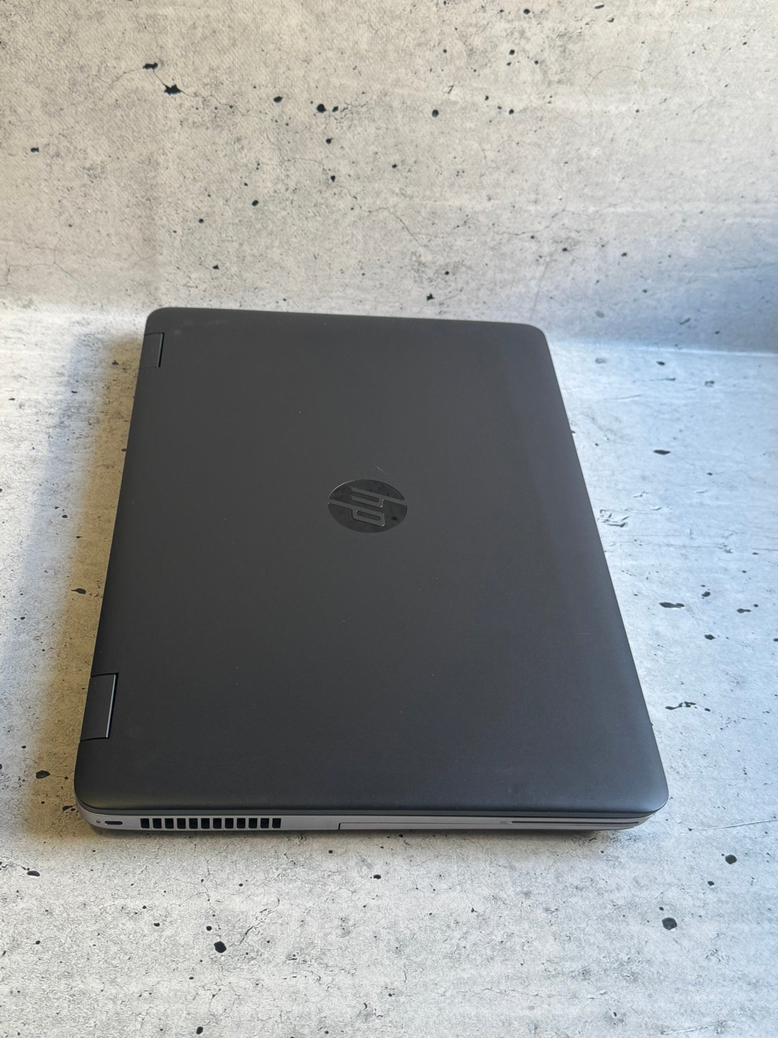 HP PROBOOK/15.6 FHD/INTEL I5-7200U/16GB DDR4/SSD 256GB