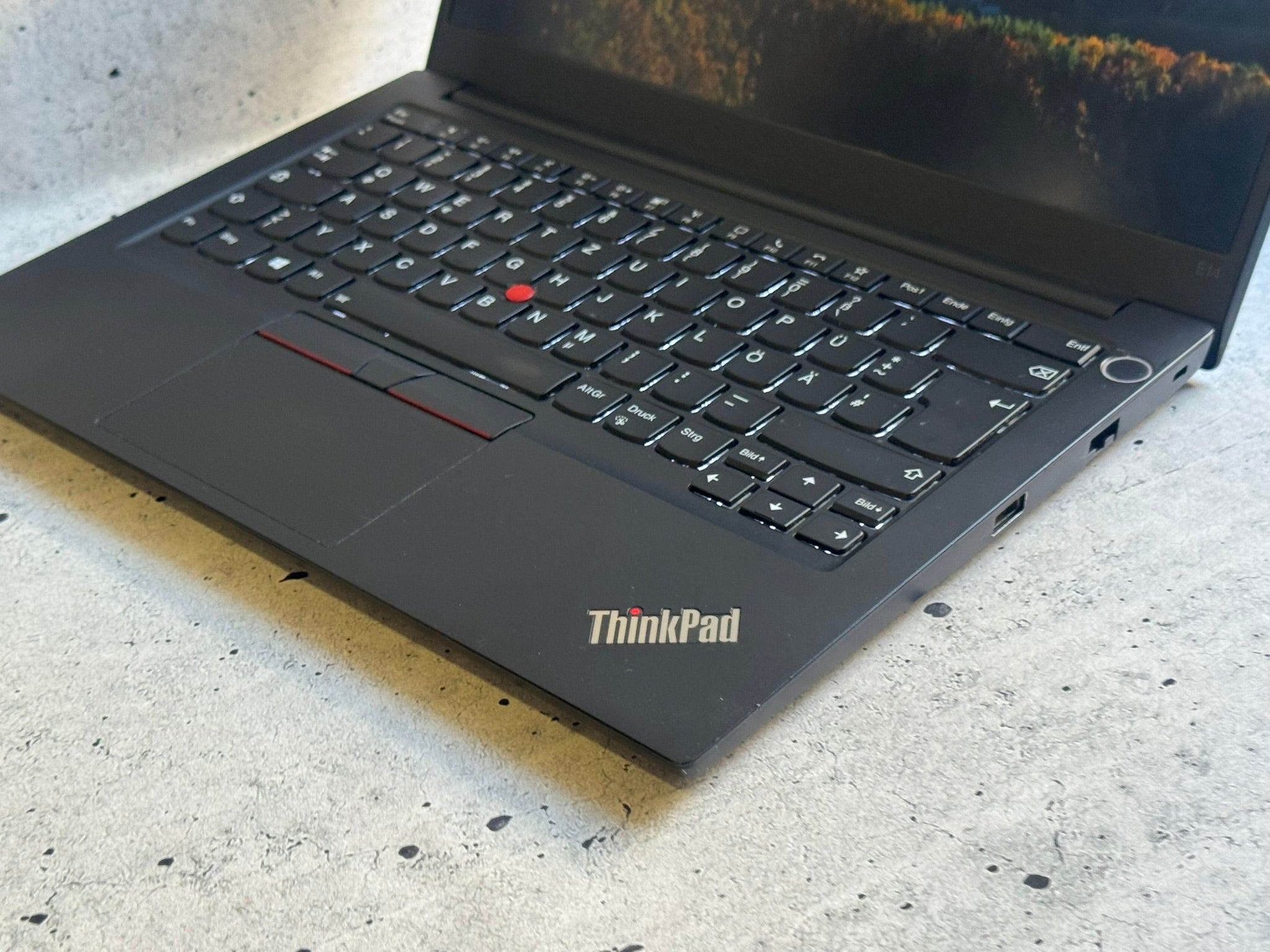 Lenovo Thinkpad E14 GEN2/14.0 IPS/RYZEN 5-4500/16GB/Nvme 512