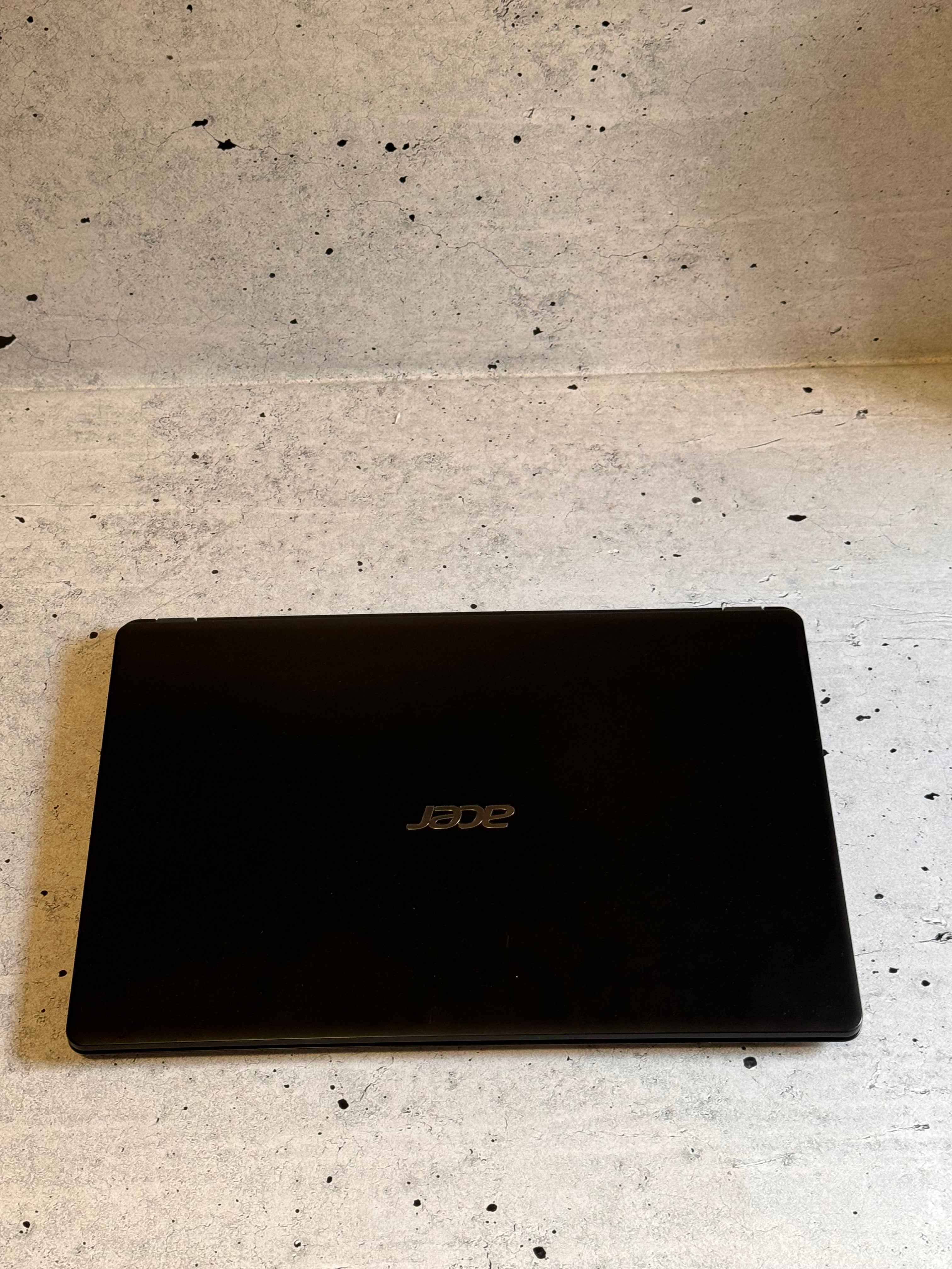 ACER/15.6 FHD/INTEL I3-10gen/12GB DDR4/SSD 256GB