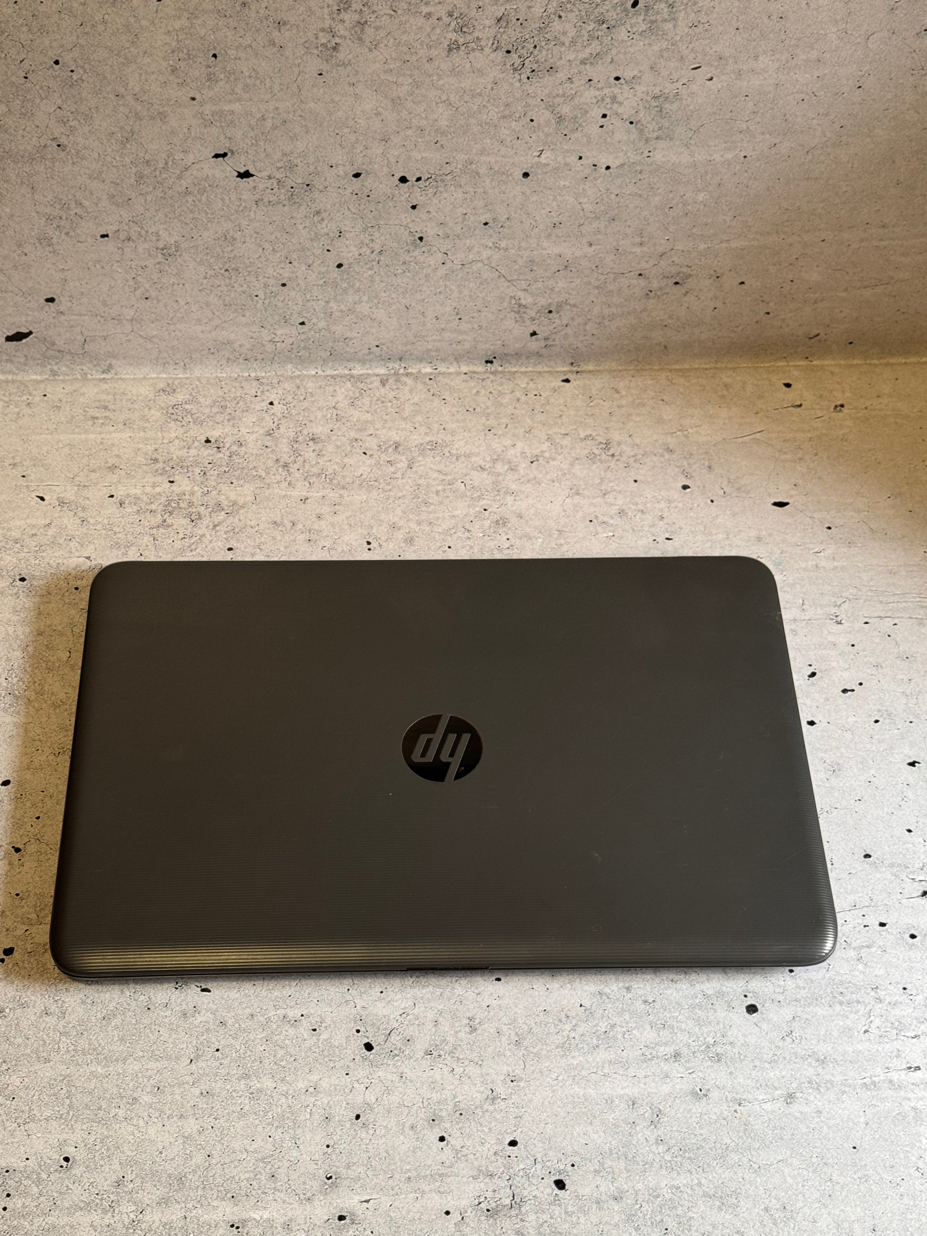 HP/15.6 SLIM/AMD E2-7110 4-CORES/8GB/SSD 256GB