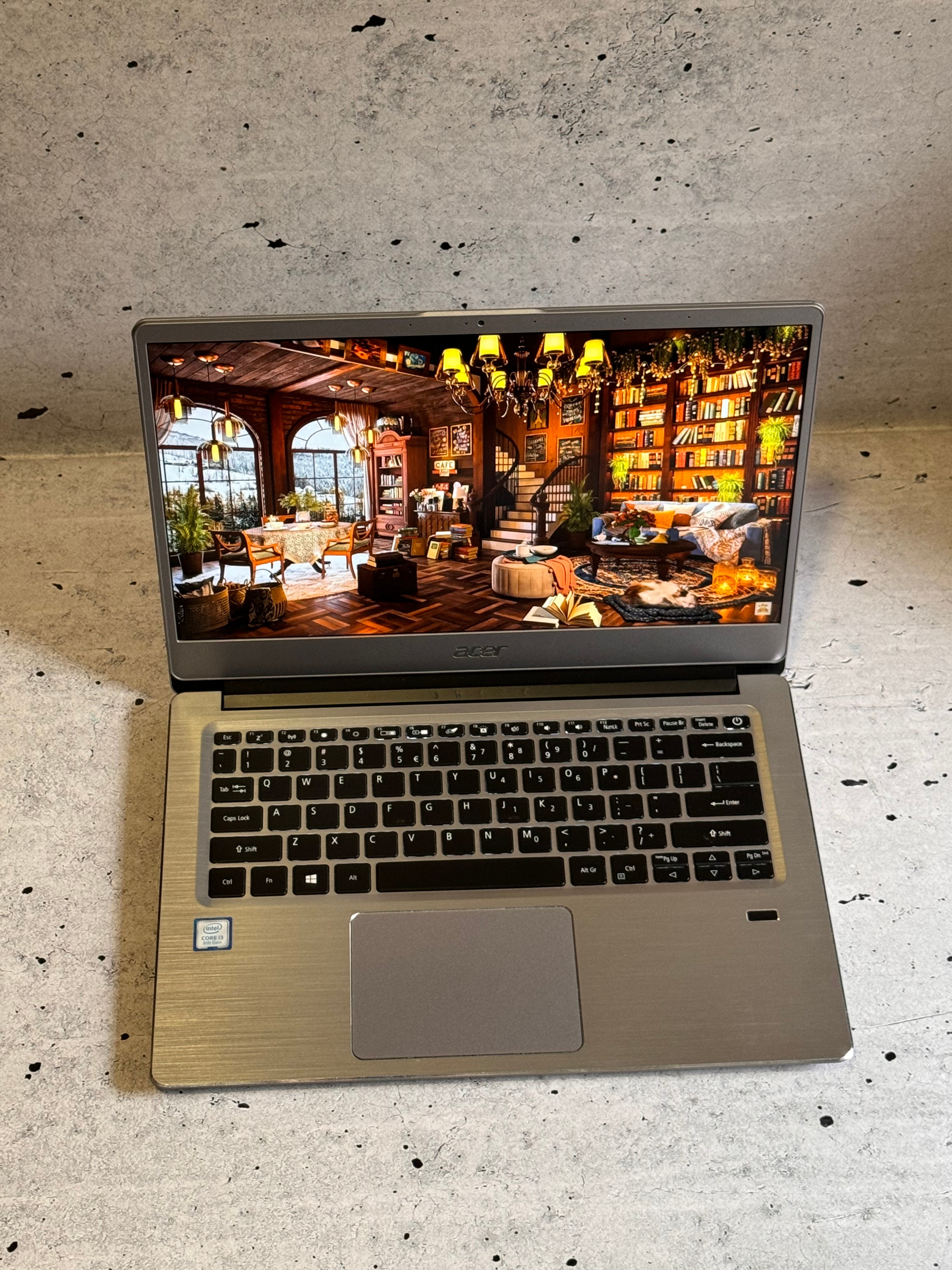 ACER SWIFT/14.0 IPS FHD/I3-8145U/8GB/SSD 256/Metalno kuciste