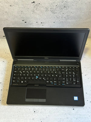 DELL PRECISION 7520/I7-7820HQ/32GB/M.2 256+500/ATI PRO WX 4G