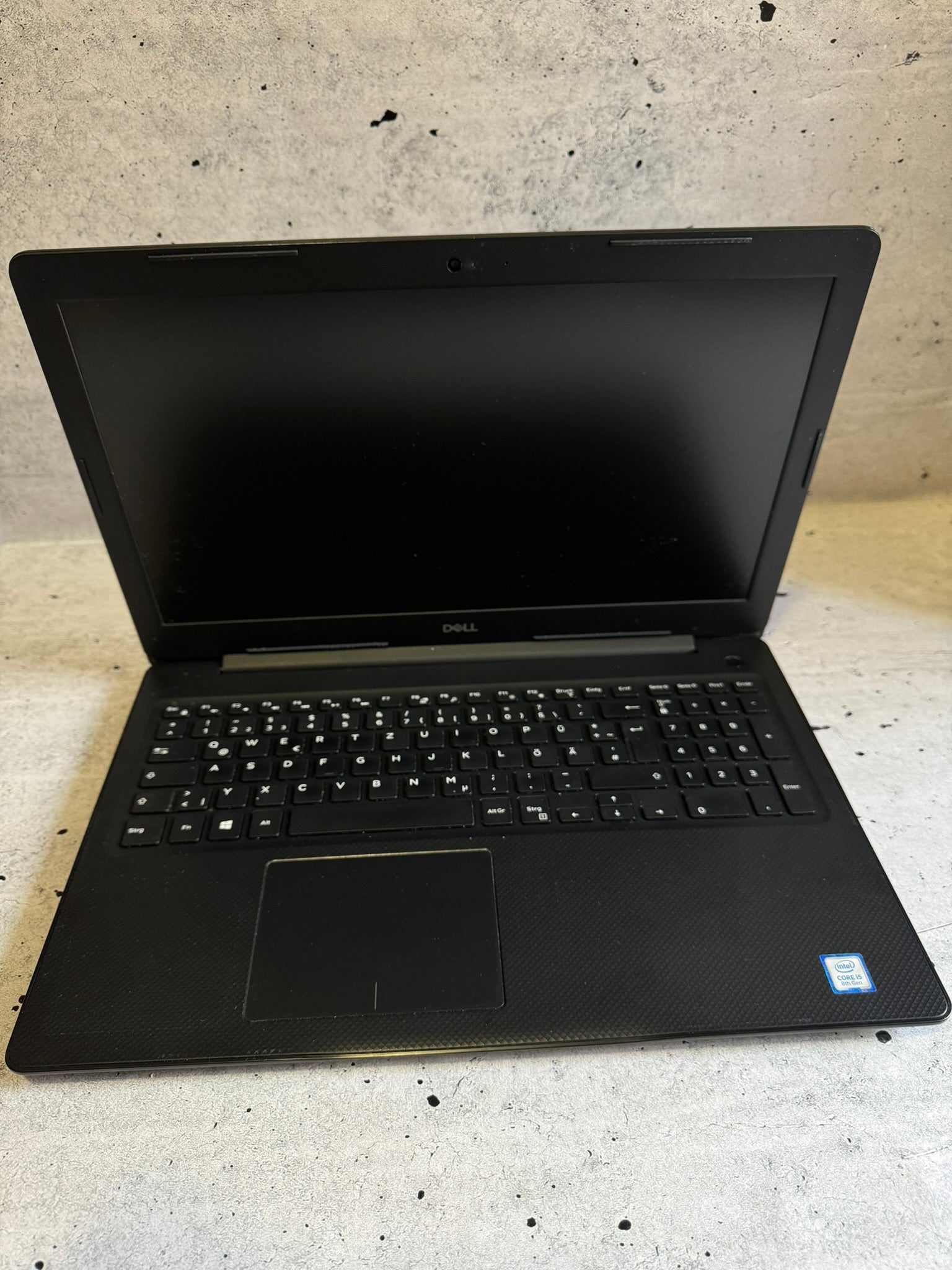 DELL Vostro 3580/15.6 FHD/I5-8265U/16GB DDR4/SSD 256GB