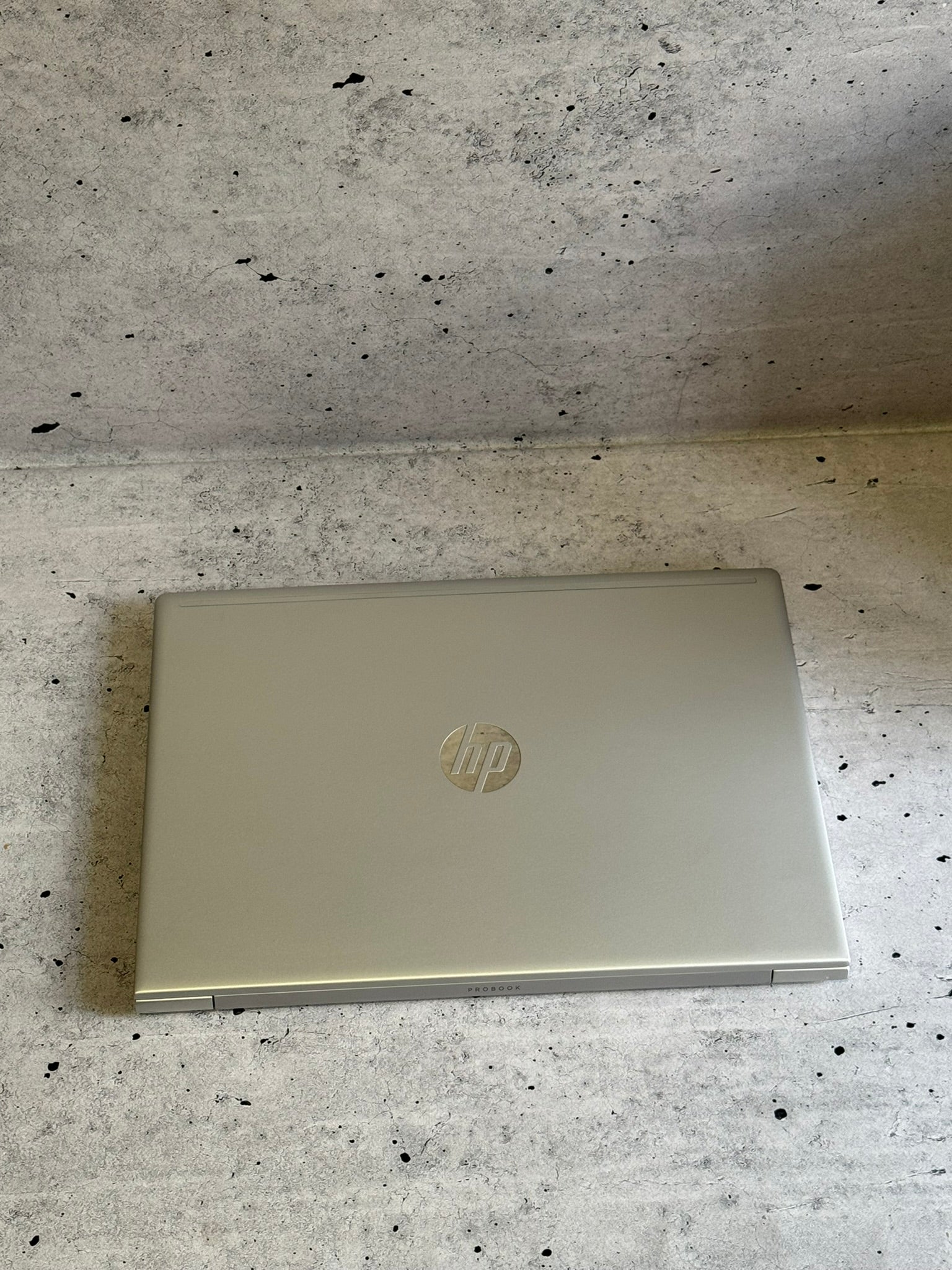 HP 450 G6/15.6 IPS/I7-8565U/16GB/M.2 256+320/GeForce MX130