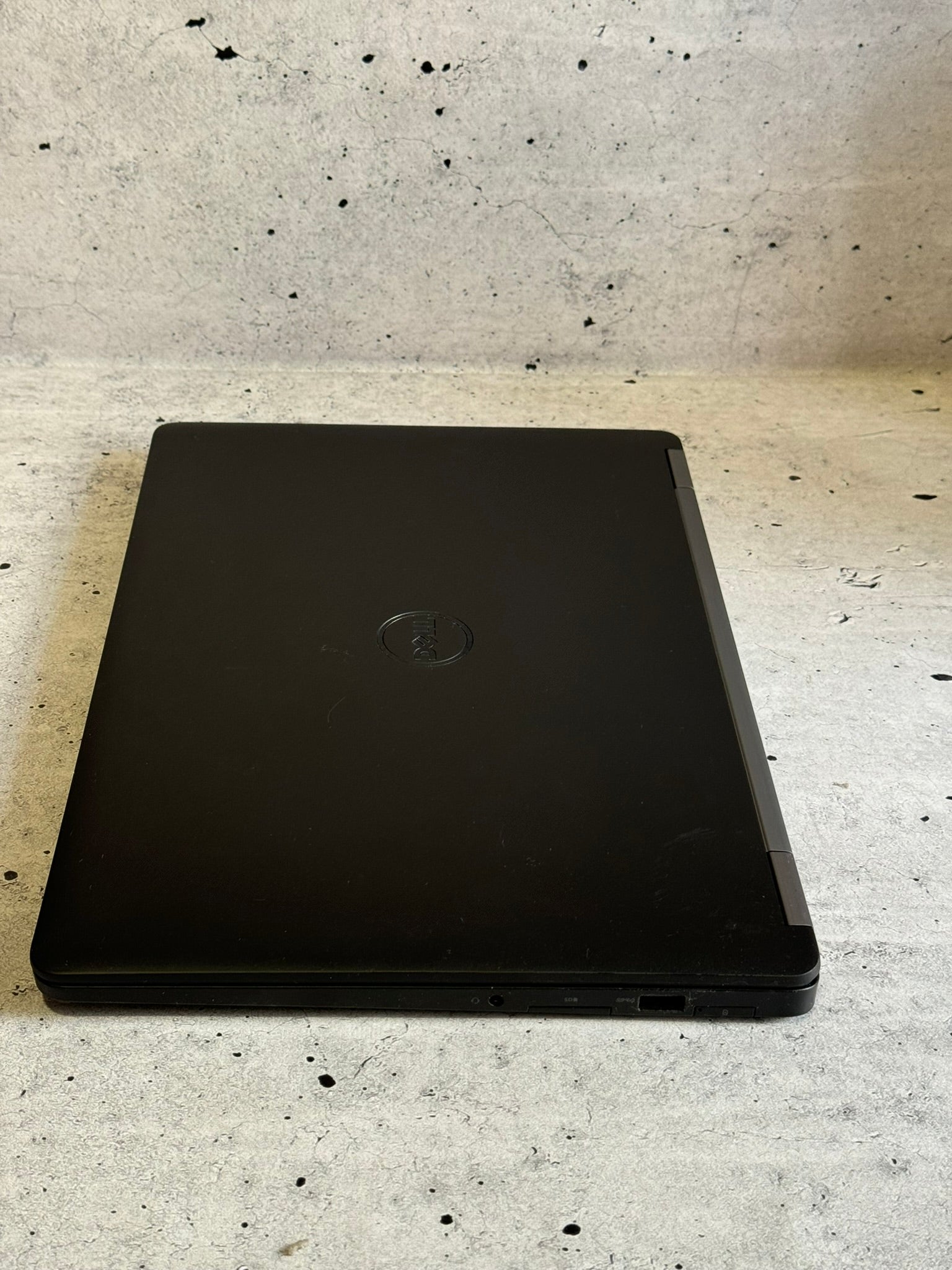 DELL Latitude 7470/14.0/i7-6600U/16GB DDR4/SSD 256/SIM SLOT