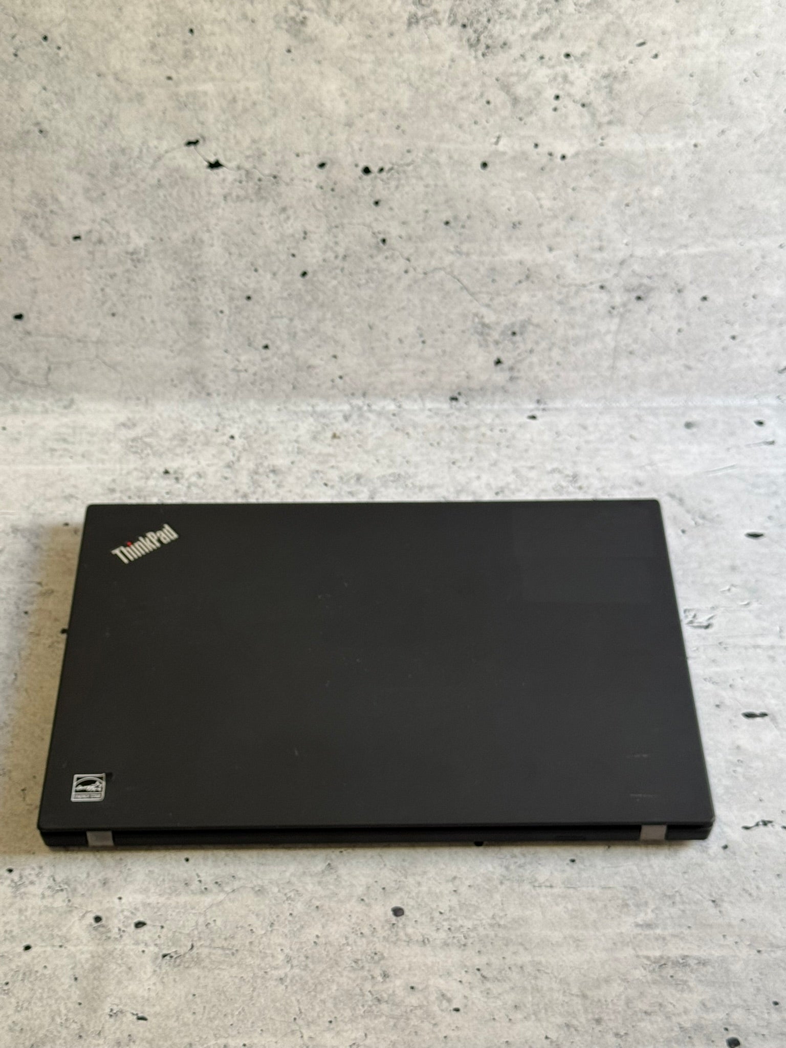 Lenovo thinkpad T490/14 IPS FHD/i5-8365/16GB DDR4