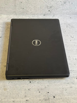 DELL Precision 3520/15.6 IPS/I7-6820HQ/32GB/256/Quadro M620