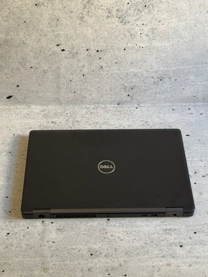 DELL Precision 3520/15.6 IPS/I7-6820HQ/32GB/256/Quadro M620
