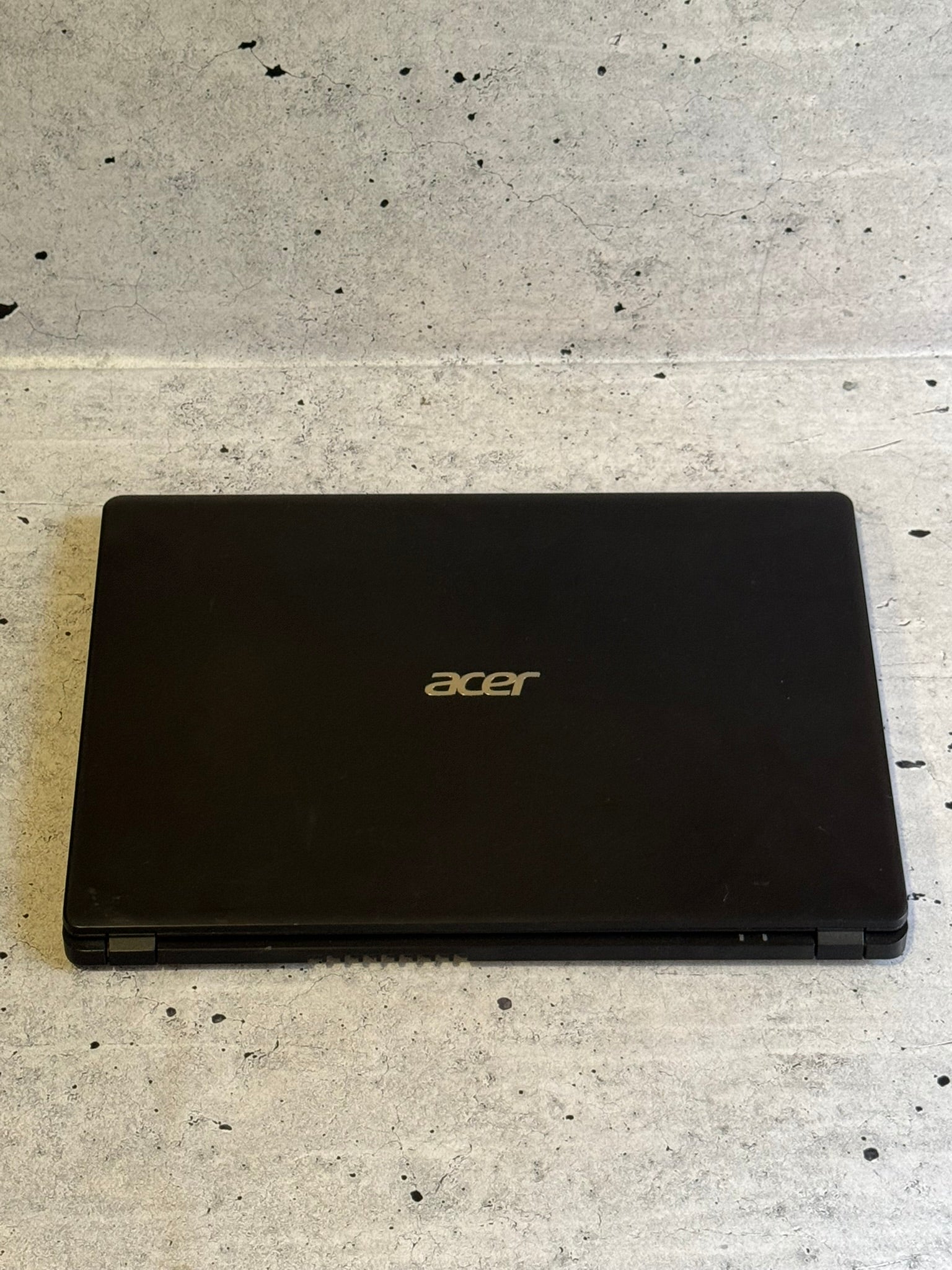 ACER/15.6 FULL HD/INTEL I5-10gen/12GB DDR4/SSD 256GB NVMe