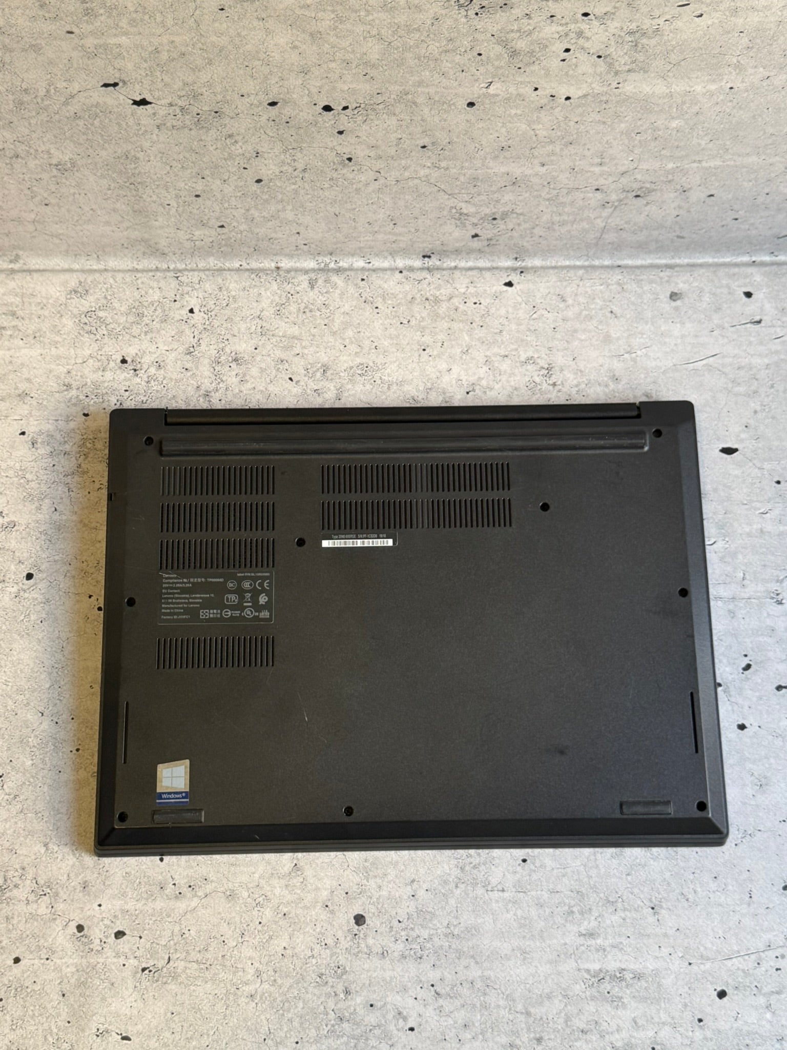 Lenovo thinkpad E490/14 IPS FHD/i5-8265/16GB DDR4