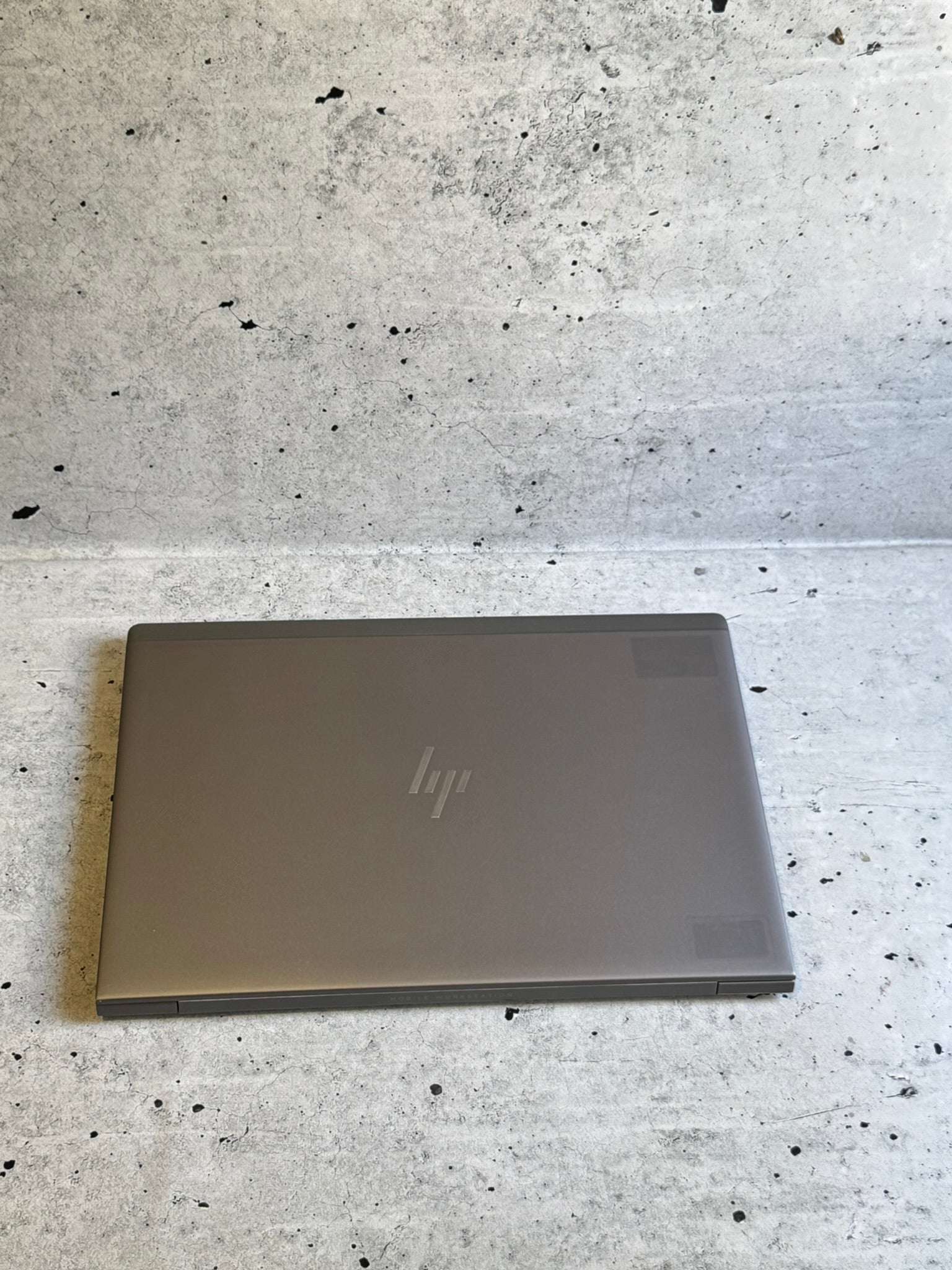 HP ZBOOK/15.6 IPS/I7-8650U/32GB/1TB Nvme/Ati Pro WX3100 2GB