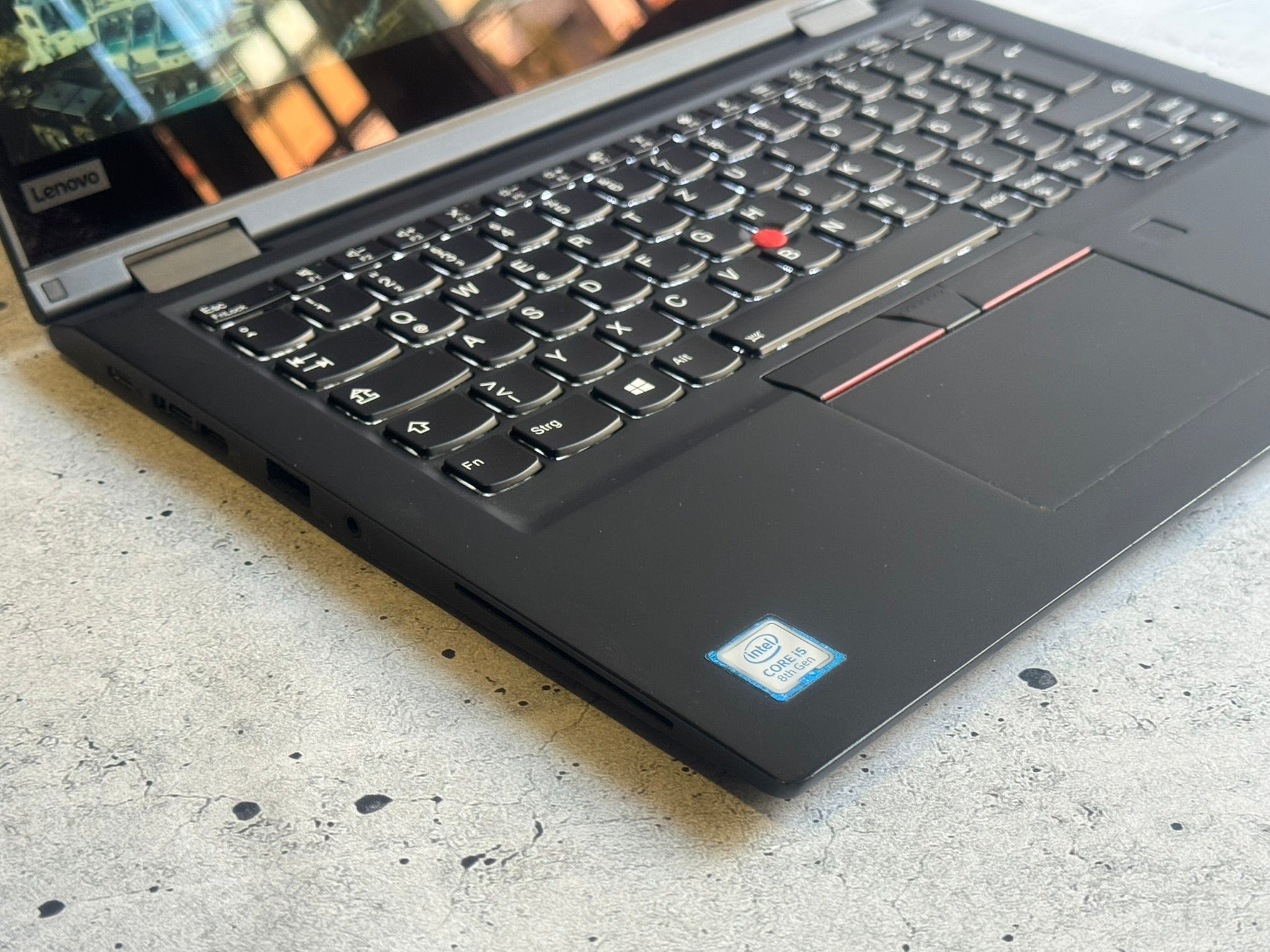 LENOVO YOGA X390/13.3 Touch/i5-8265U/8GB/SSD 256GB
