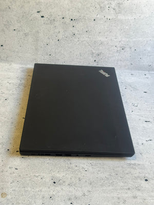 Lenovo thinkpad T590/15.6 IPS/I5-8265U/24GB DDR4/M.2 256GB