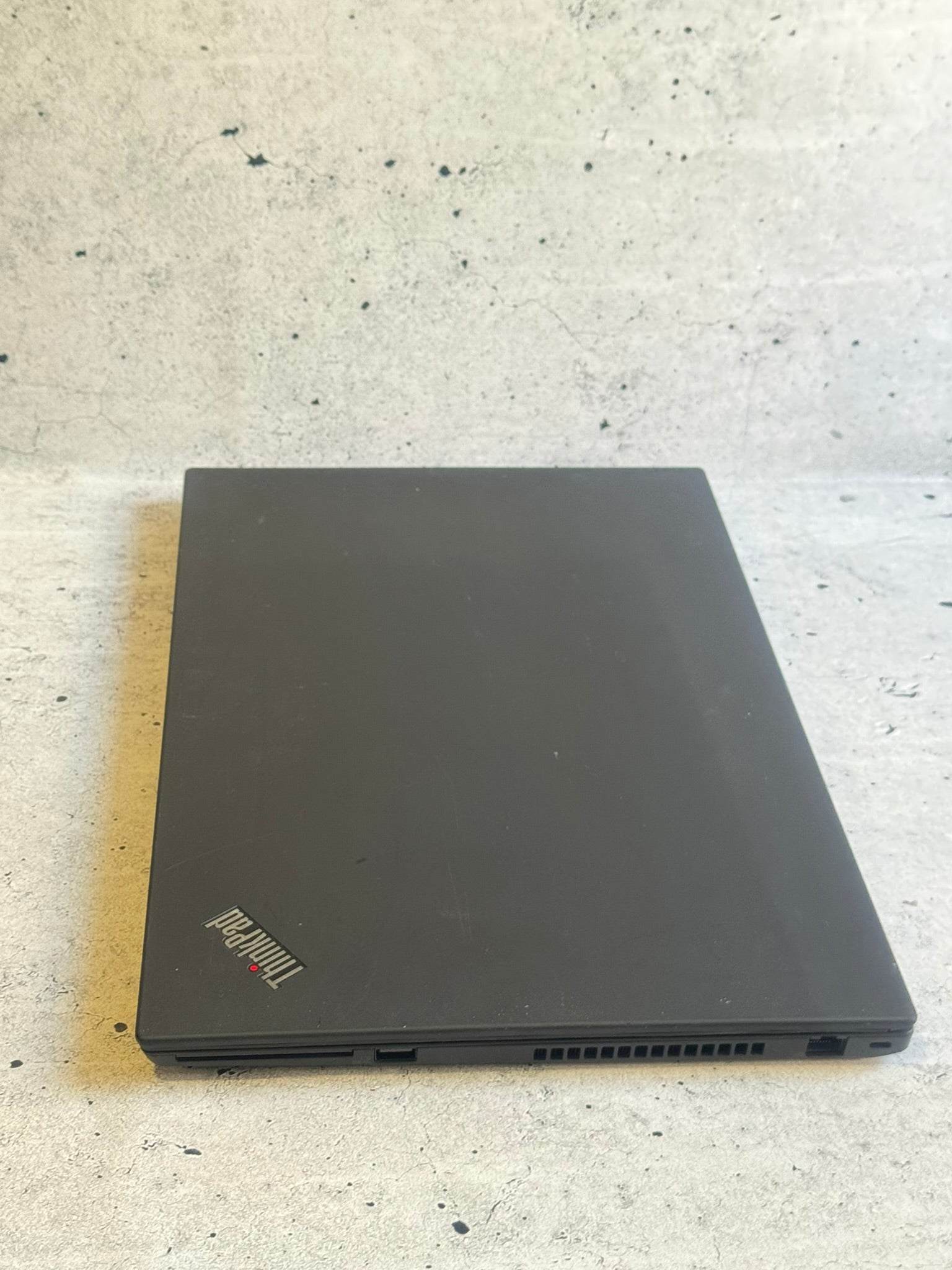 Lenovo thinkpad T590/15.6 IPS/I5-8265U/24GB DDR4/M.2 256GB