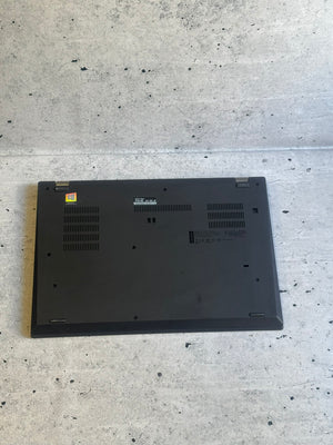 Lenovo thinkpad T590/15.6 IPS/I5-8265U/24GB DDR4/M.2 256GB