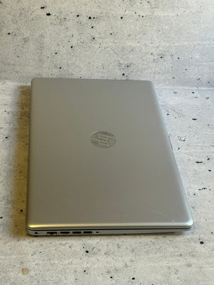 HP/17.3 FHD/AMD Ryzen 5-3500U/16GB DDR4/512GB/Radeon VEGA 8