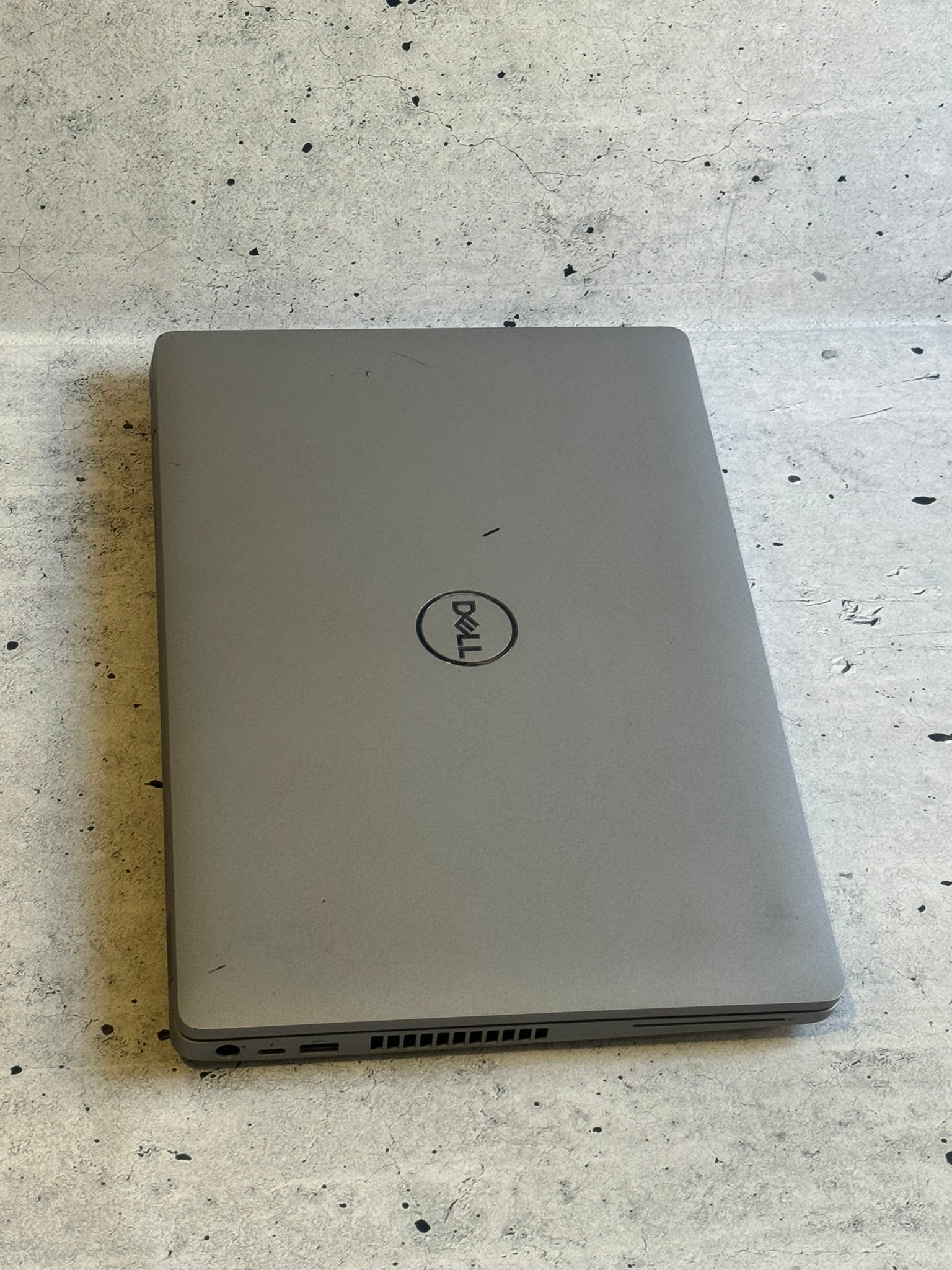DELL PRECISION 3551/15.6 IPS/I5-10300H/32GB/QUADRO P620