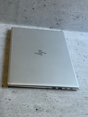 HP Elitebook 1040/14.0 IPS/I5-7300U/16GB DDR4/SSD 512GB Nvme